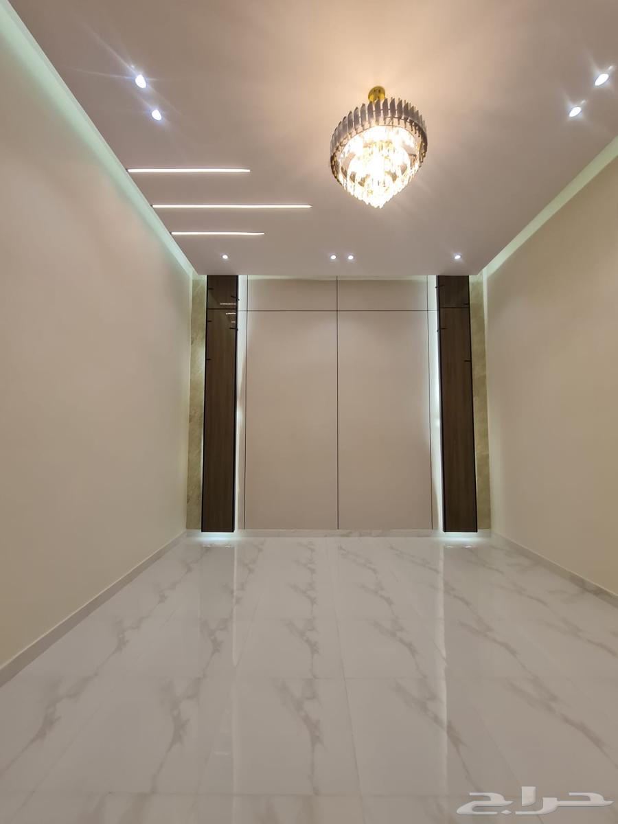 For sale: a floor and an apartment in Al-Yarmouk district, Hofuf Al-Batin62896087847938111