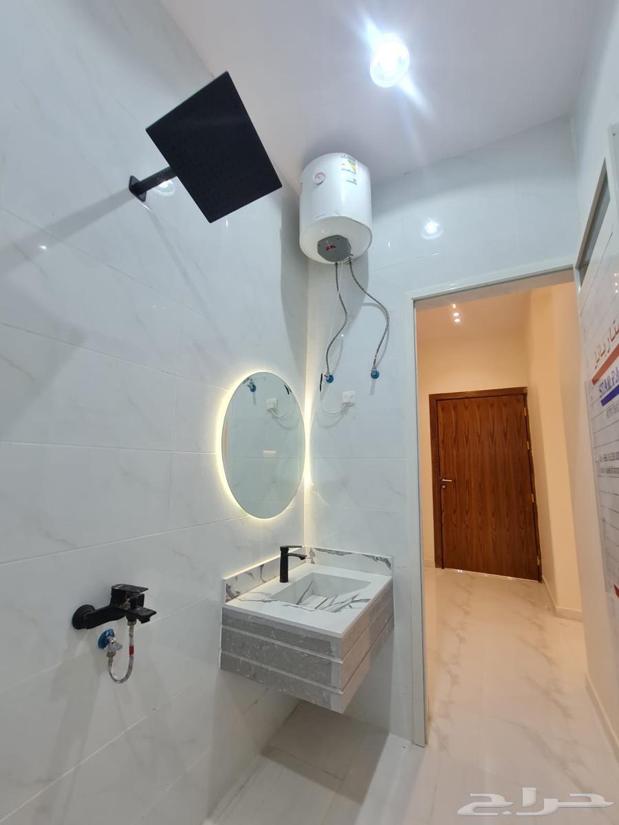 For sale: a floor and an apartment in Al-Yarmouk district, Hofuf Al-Batin62896087847938112
