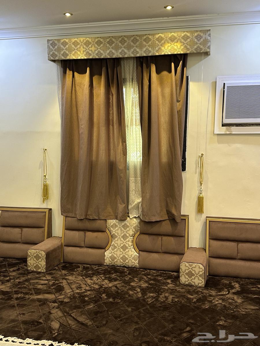 كنب طهريه مع ستاره مع طاولة تلفزيون63410589329921111