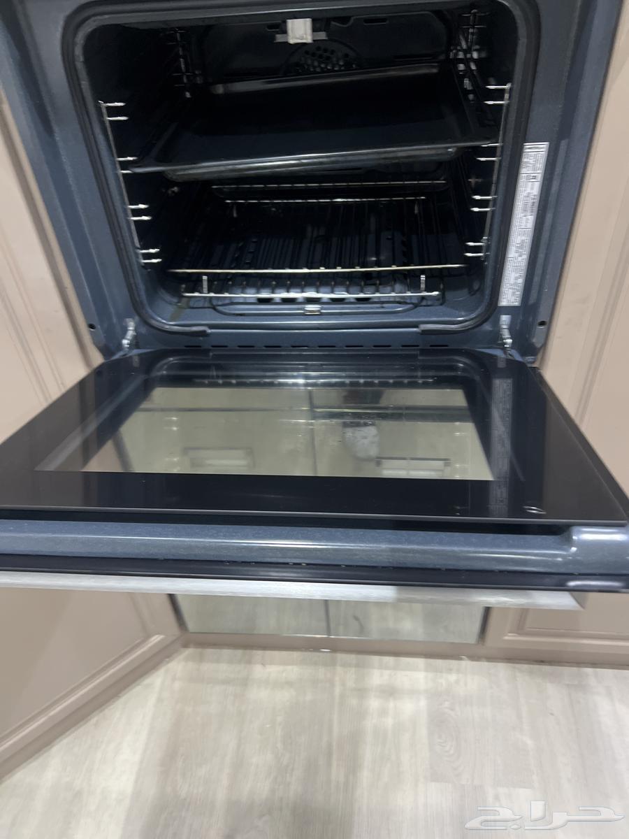 Cleaning all household ovens with safe steam63032287929987114