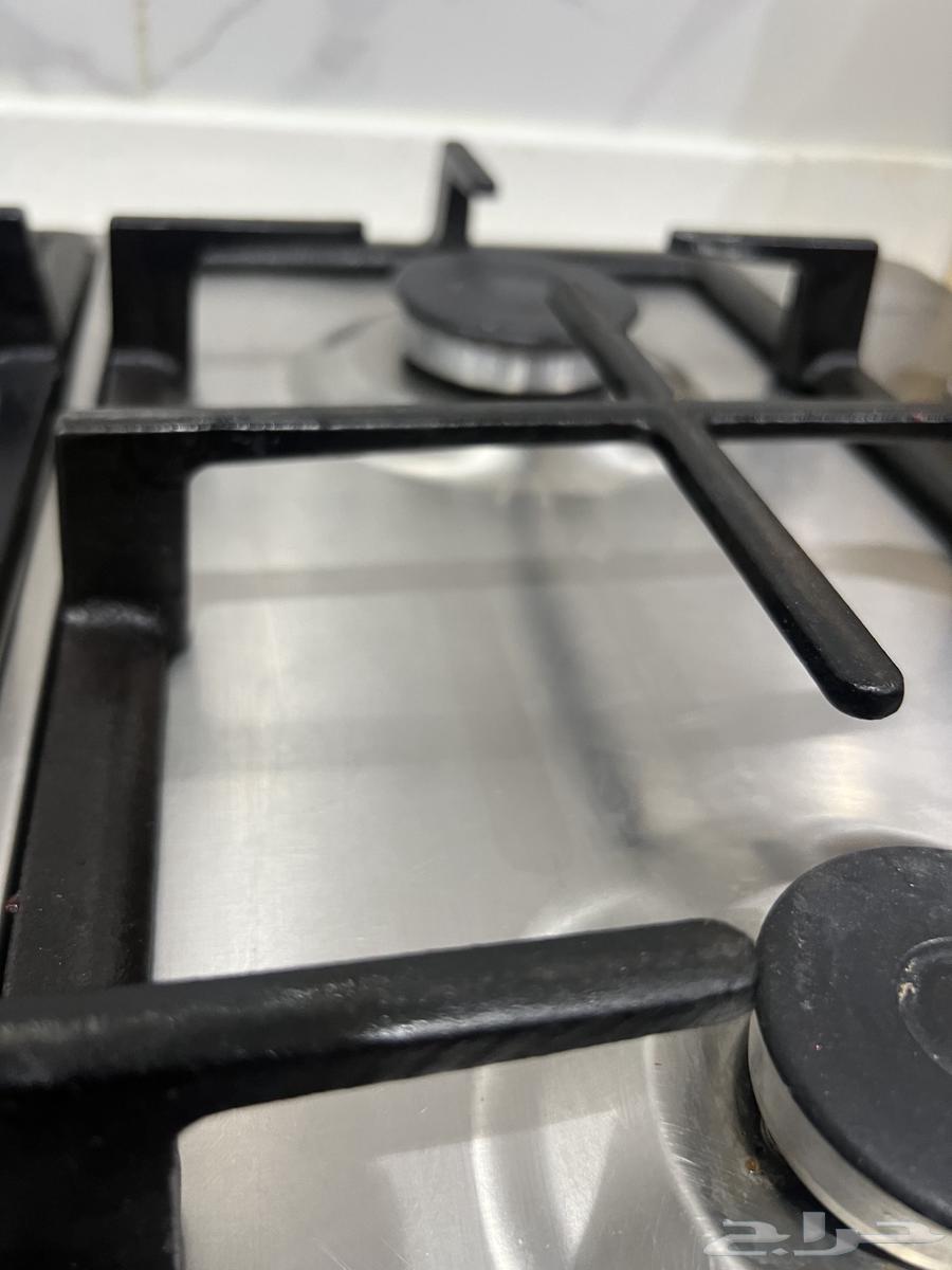 Cleaning all household ovens with safe steam63032287929987113