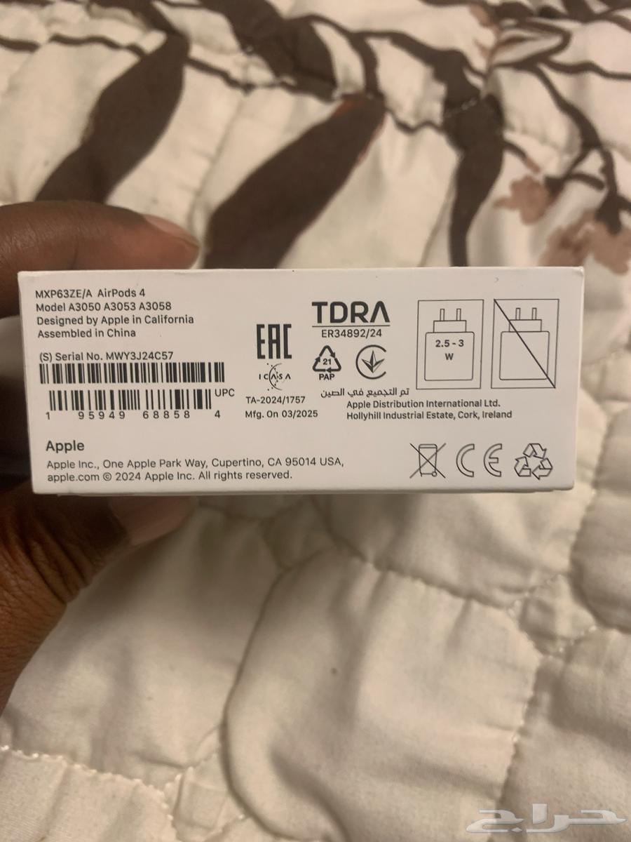 Apple Earphones63408284532867111