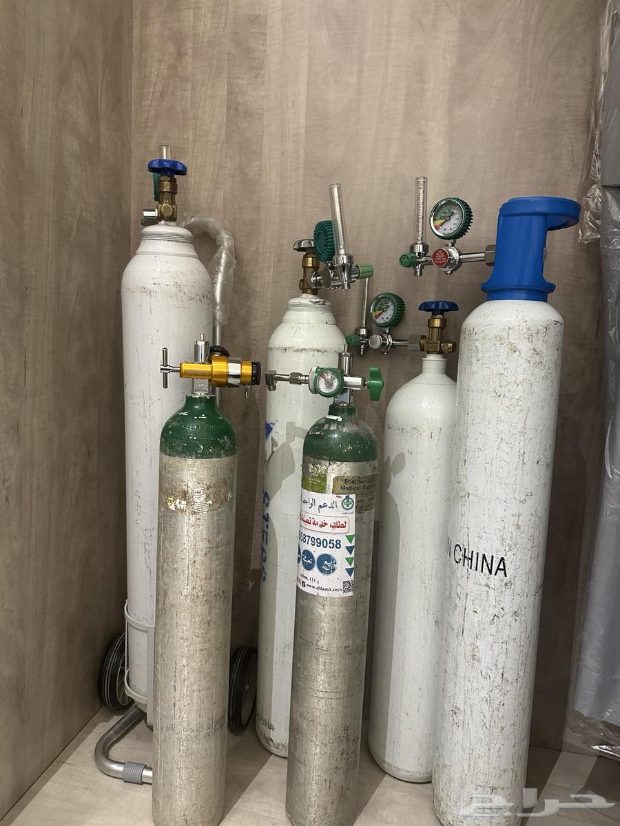 اسطوانات اوكسجين مع المنضمات63408504866563111