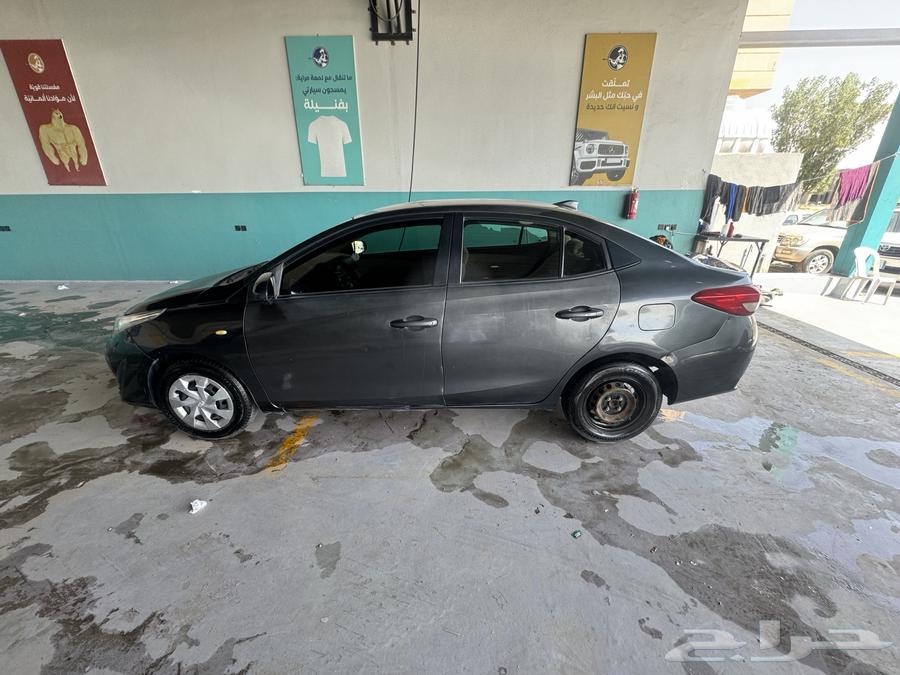 2019 Yaris car, engine, transmission, chassis, I want to know what's in it but I don't know what's inside63612751572481112