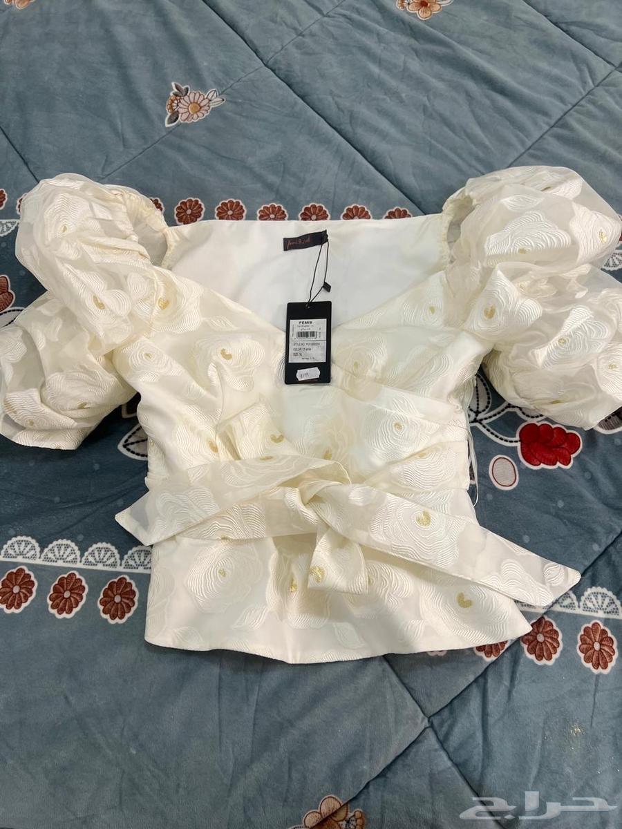 The dress and blouse are all new, never worn.63410936558337113