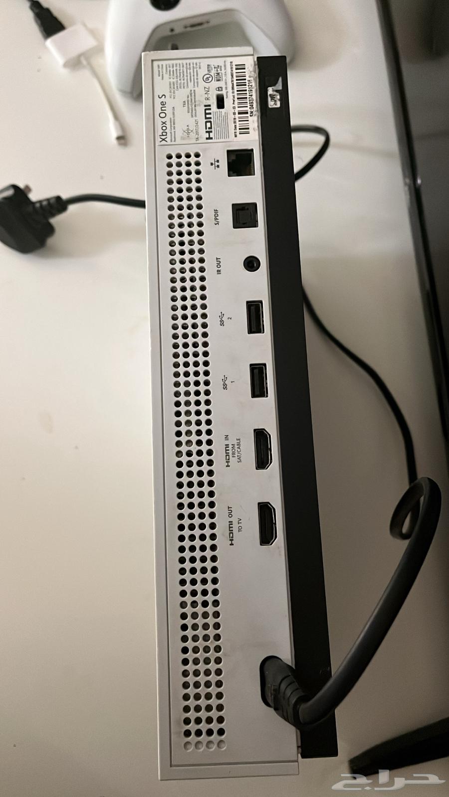 Xbox 1 X63405441084290112