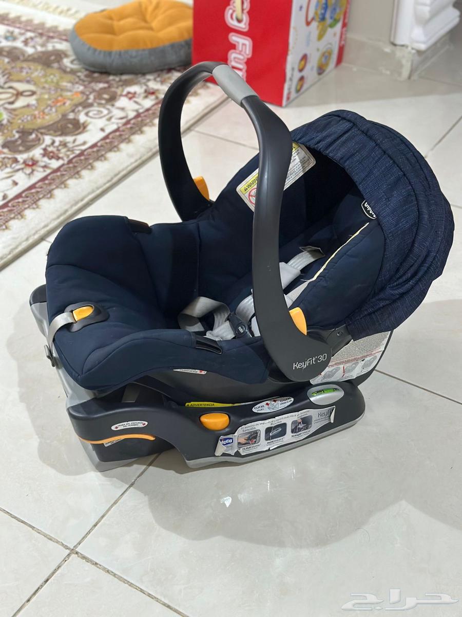 Chicco brand car seat for children63403613542018112