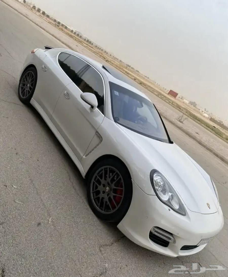 Porsche Panamera Turbo63613094951297112