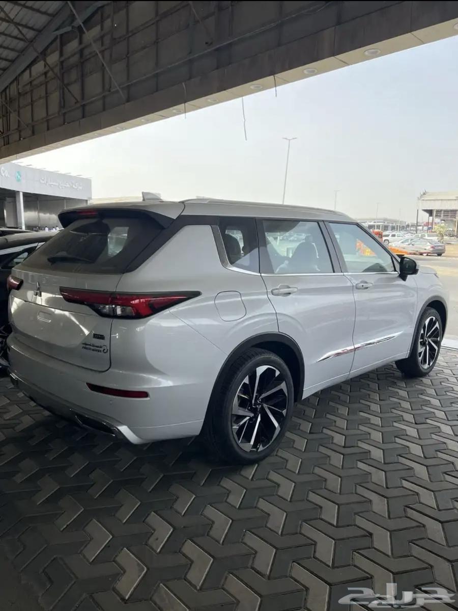 Mitsubishi Outlander 2025 Premium Al-Essa Cash & Installment63613102650627113