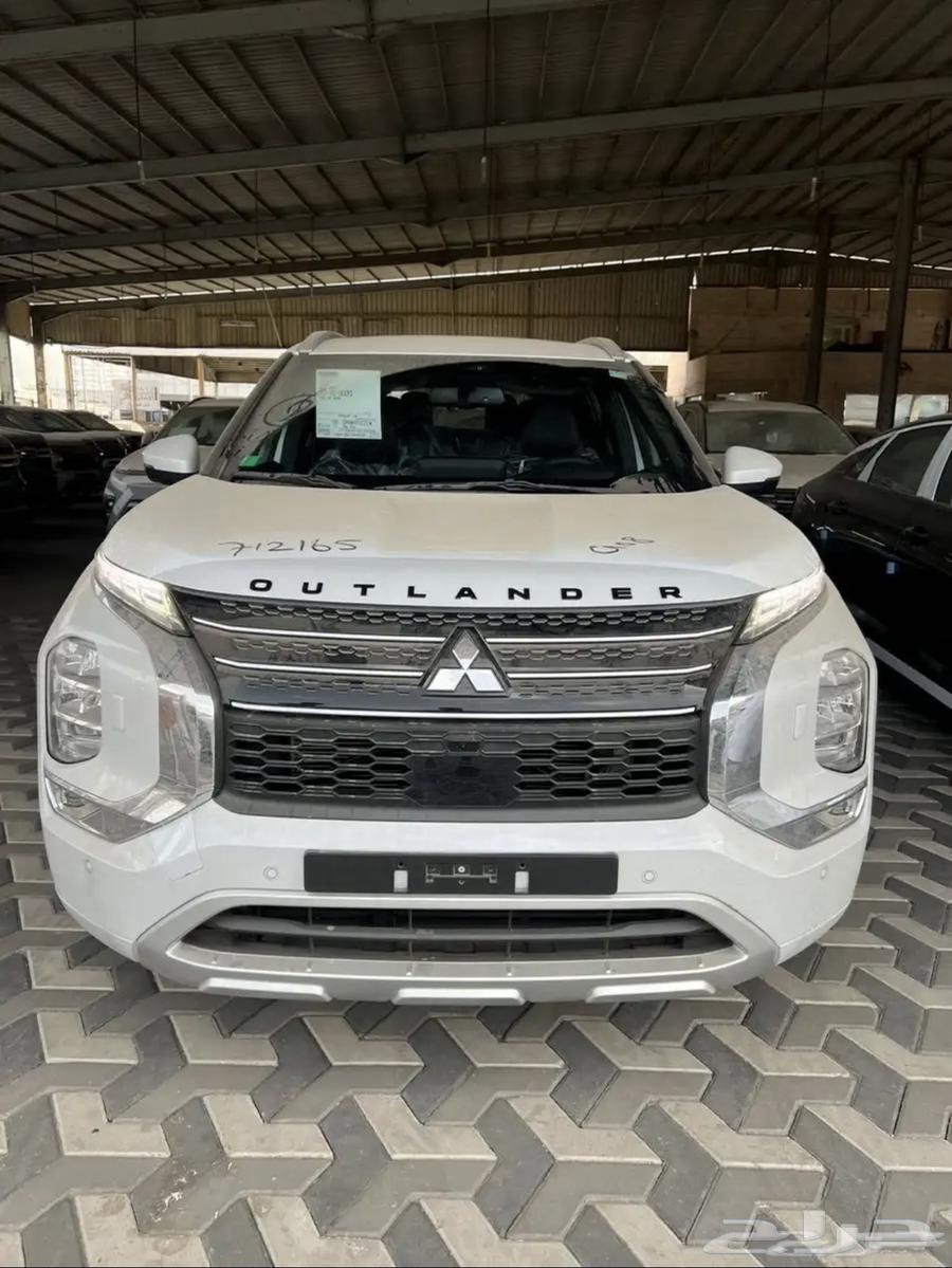 Mitsubishi Outlander 2025 Premium Al-Essa Cash & Installment63613102650627112