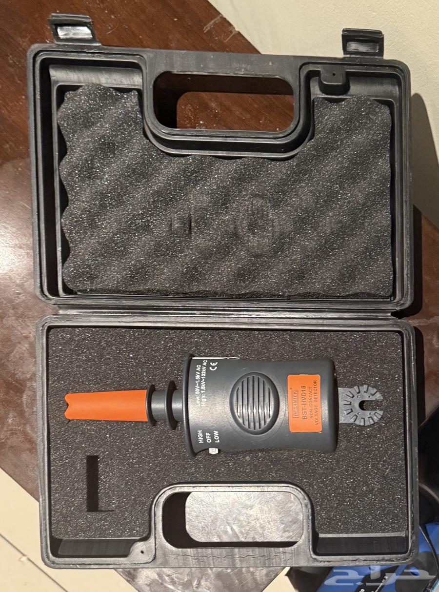 For rent or sale, an electrical presence detection device up to 132 kilovolts63407169258370110