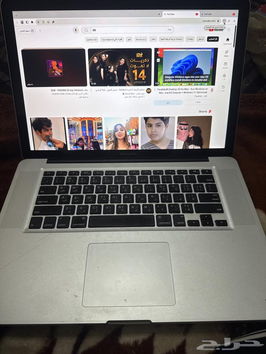 لابتوب ماك بوك برو مستخدم شهرين فقط سبب البيع محتاجه63405663778819113