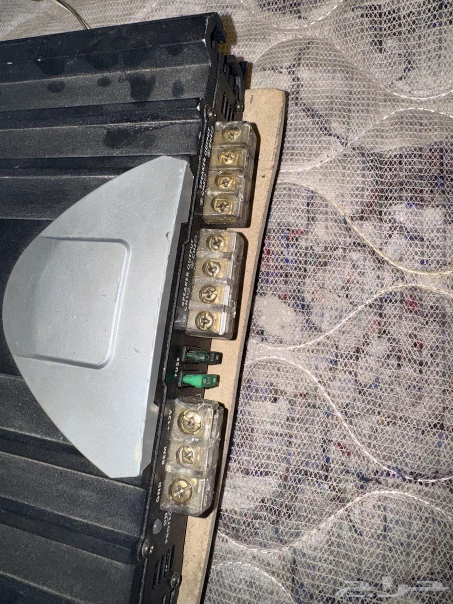 سستم صوت بايونير8 650wمع مضخم اكاي خريطه حمراء ومكثف63406803288707113