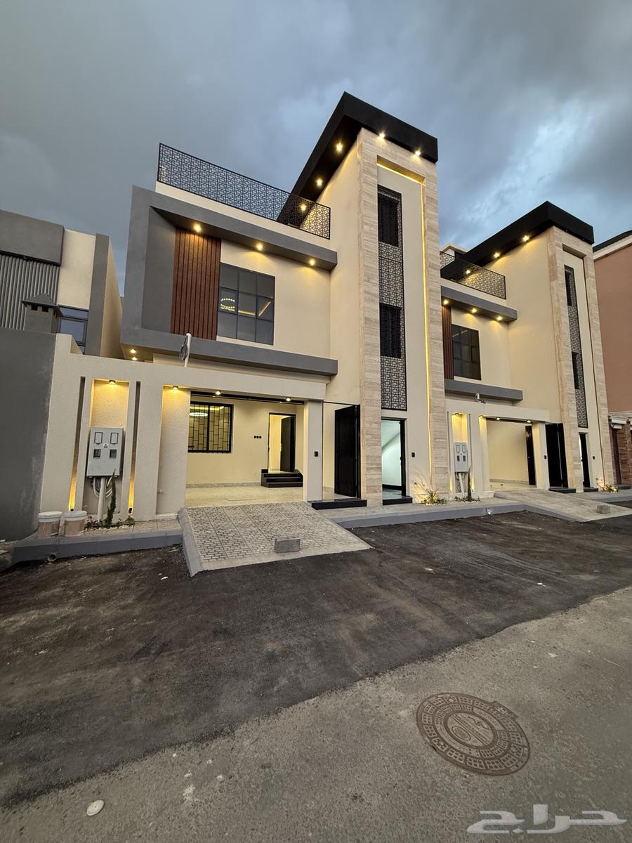 For sale, ground floors in a prime location opposite Damak Club and near Abha Airport62896088011650111