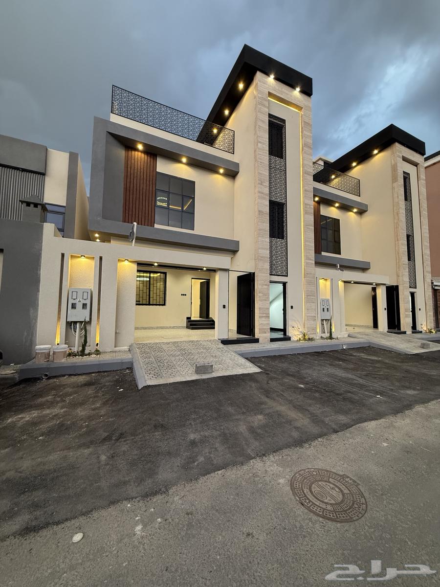 For sale, ground floors in a prime location opposite Damak Club and near Abha Airport628960880116501122