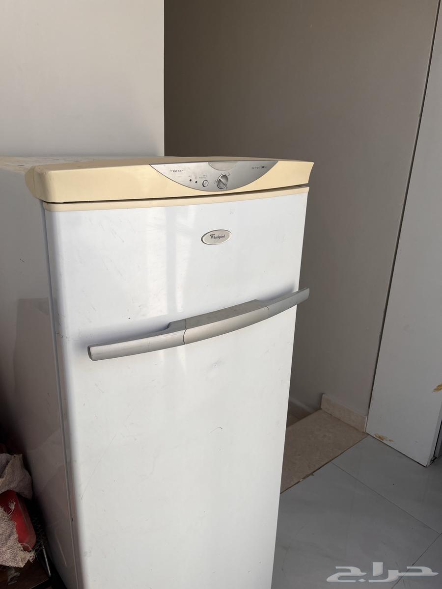 The fridge is in excellent condition but it doesn't have cooling.63406256274179112