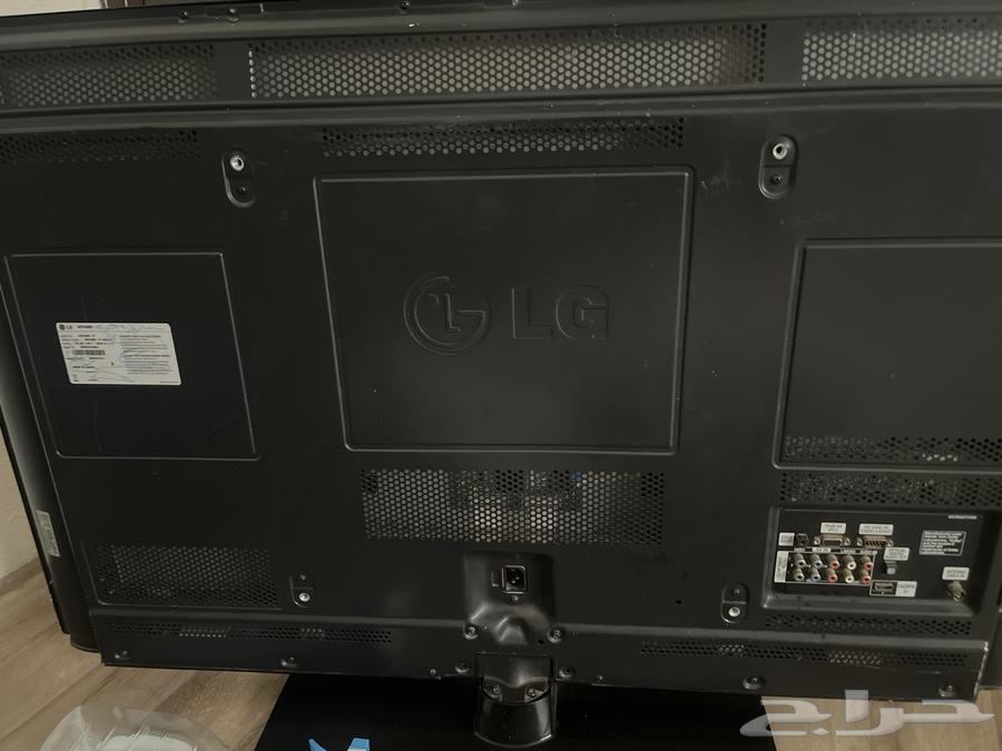 LG 42-inch screen does not suffer from any damage.63405564585729111