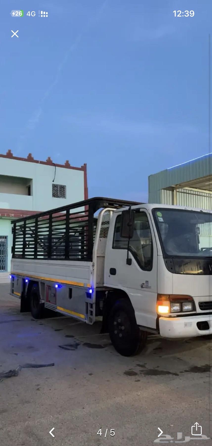 Dina moved furniture and livestock inside and outside Al-Qassim.63034030488578111