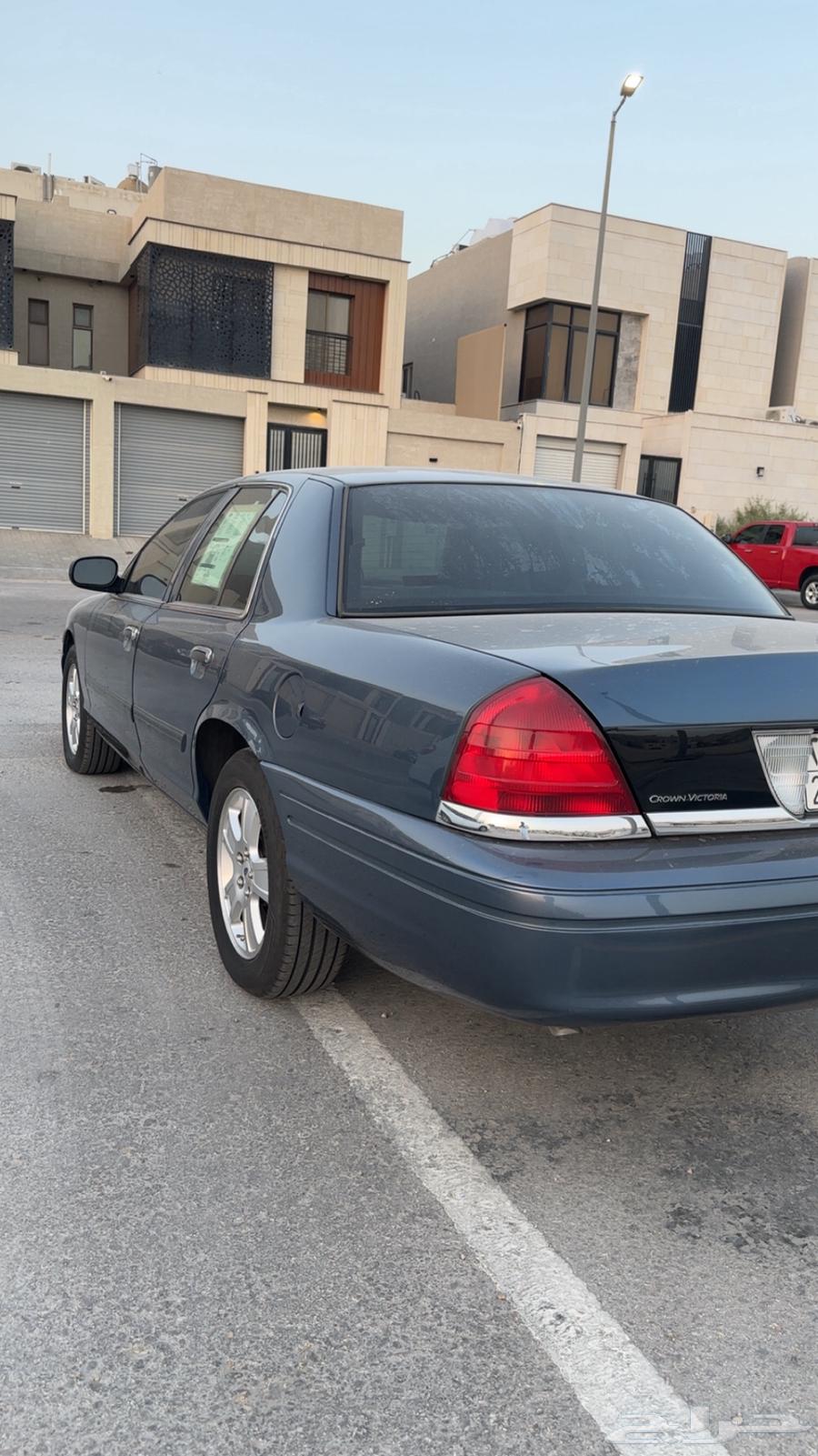 فورد فكتوريا63613698918018111