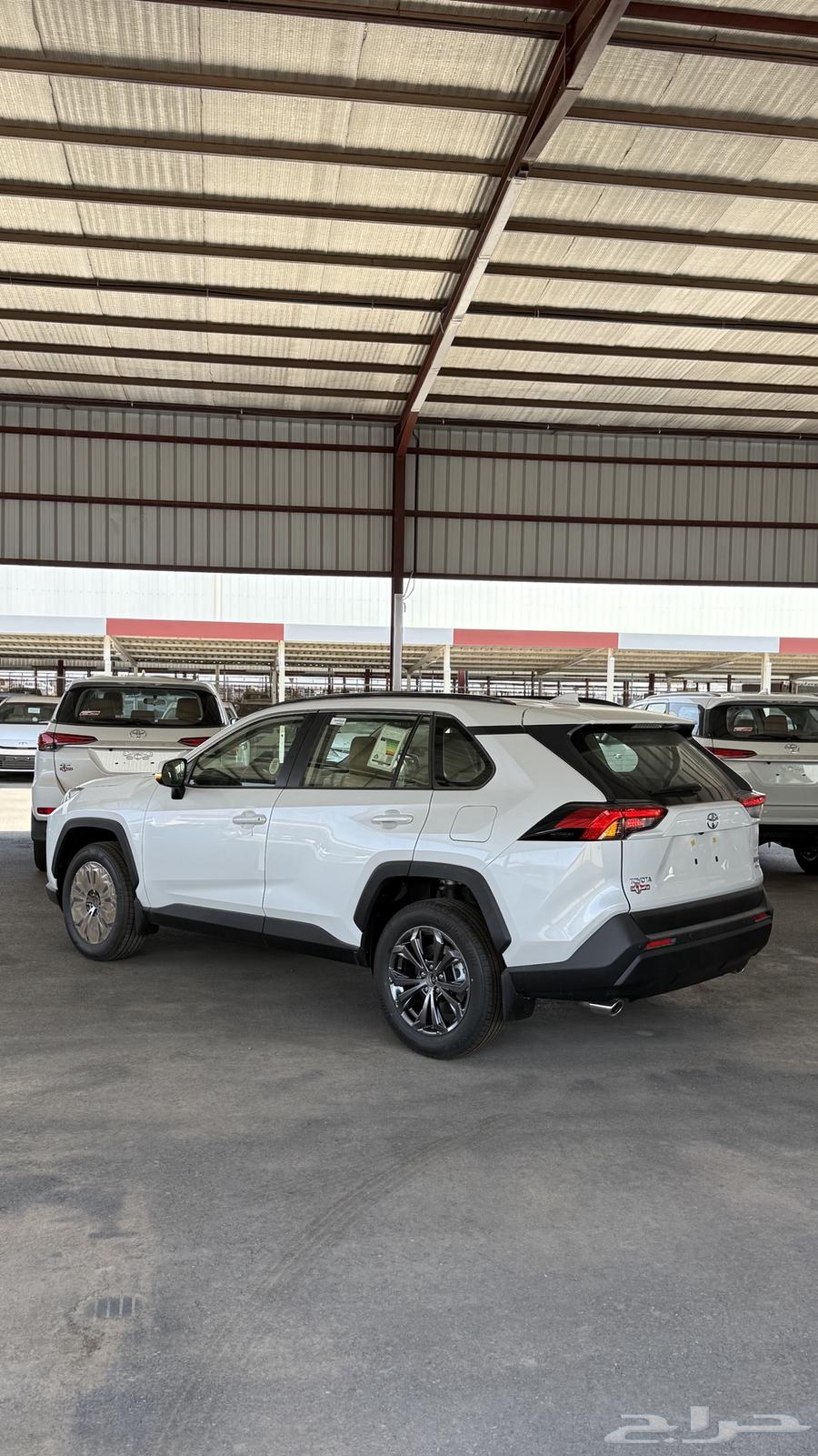 Toyota RAV4 XLE Gasoline 2025 Cash and Installment63613432741122114