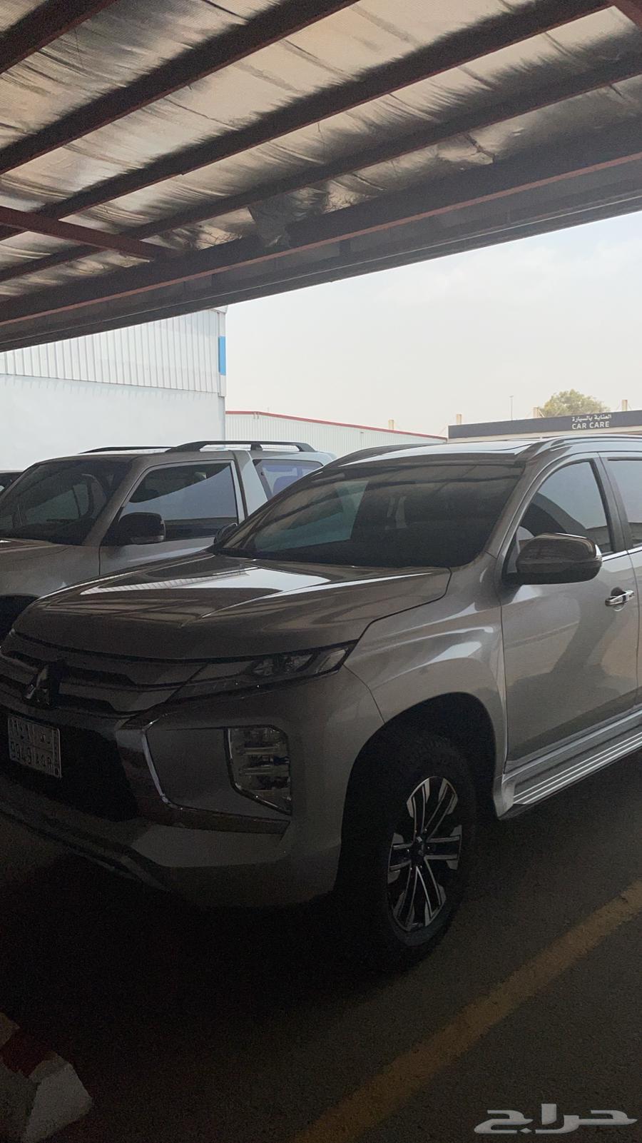 Mitsubishi Pajero Sport desired and rare white color63613695654146110
