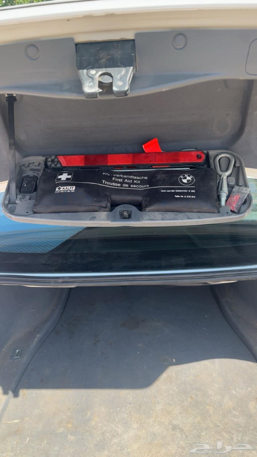 BMW63612775850883114