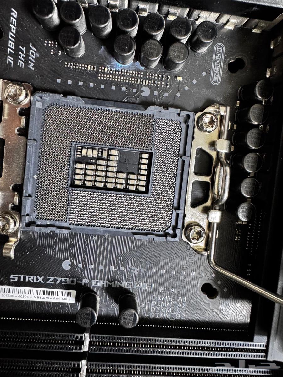 Motherboard Z79063405438639106112