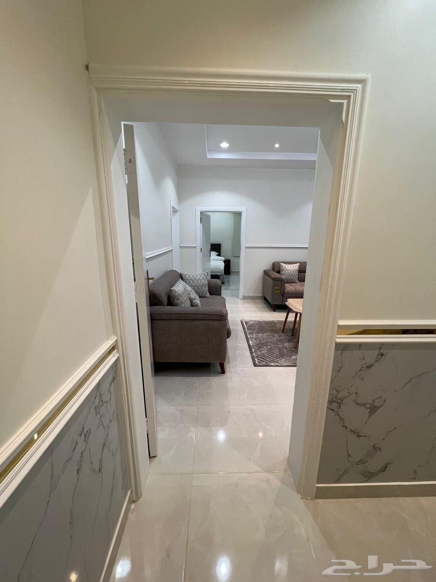 شقه للايجار مفروشه بالباحه بلجرشي63006075653121114