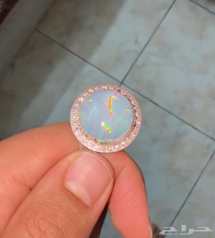 Ethiopian opal stone, first grade63379338737281111