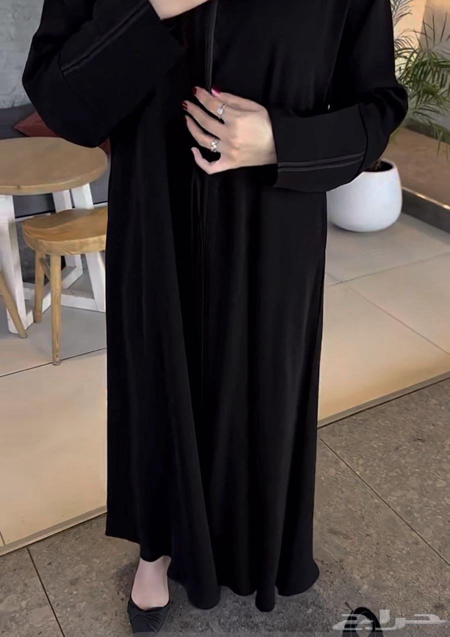 A completely new abaya with a hijab and niqab63379045132547114