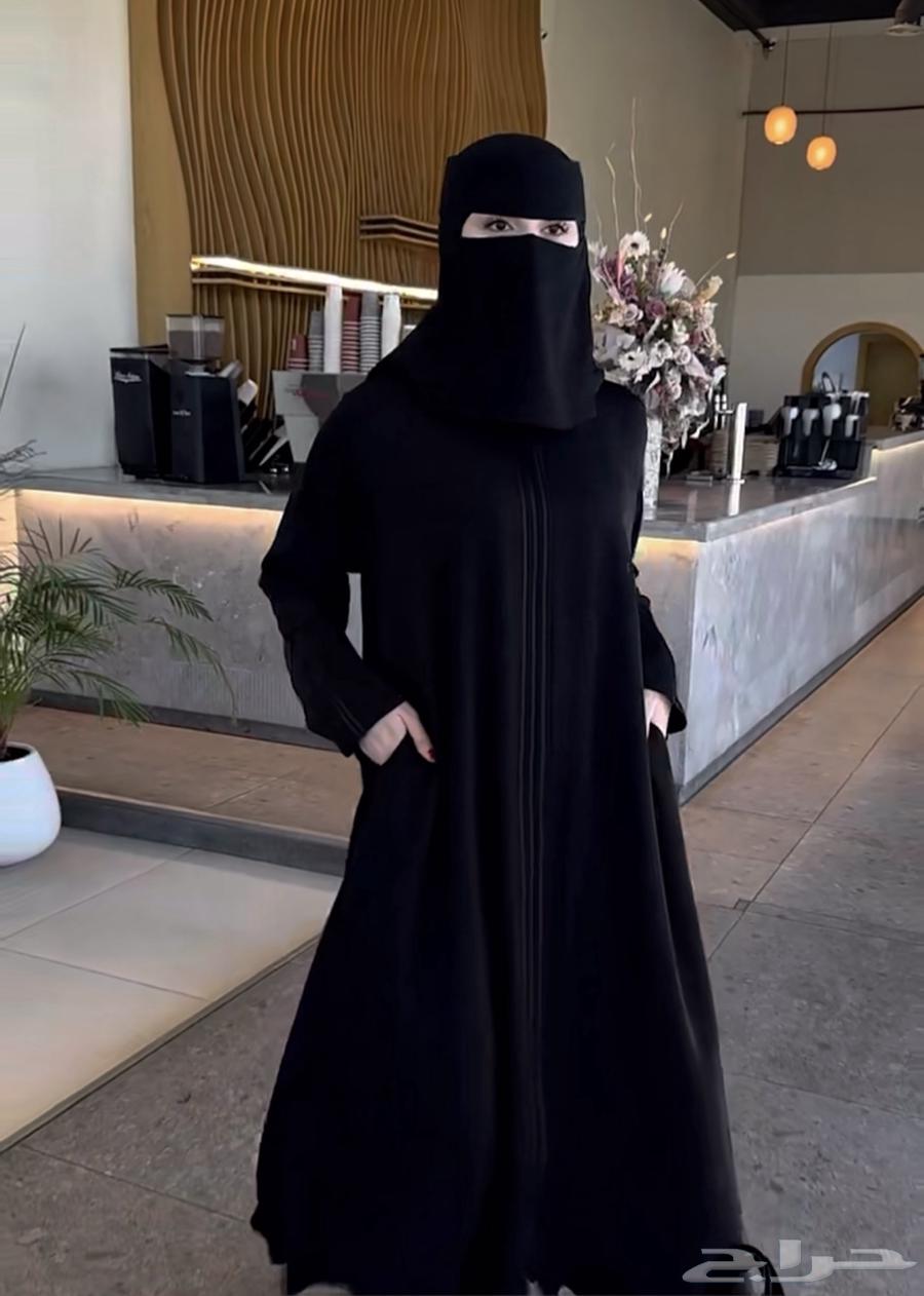 A completely new abaya with a hijab and niqab63379045132547110