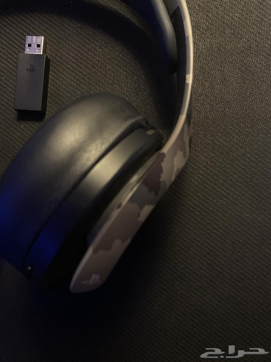 Sony Bluetooth and wired headset with all its accessories and K500 keyboard63402134761218111