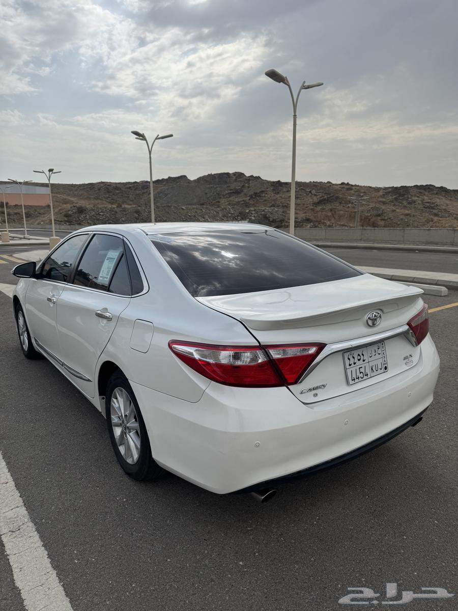 كامري 2017 فل كامل نضيف مالك اول63613446833283112