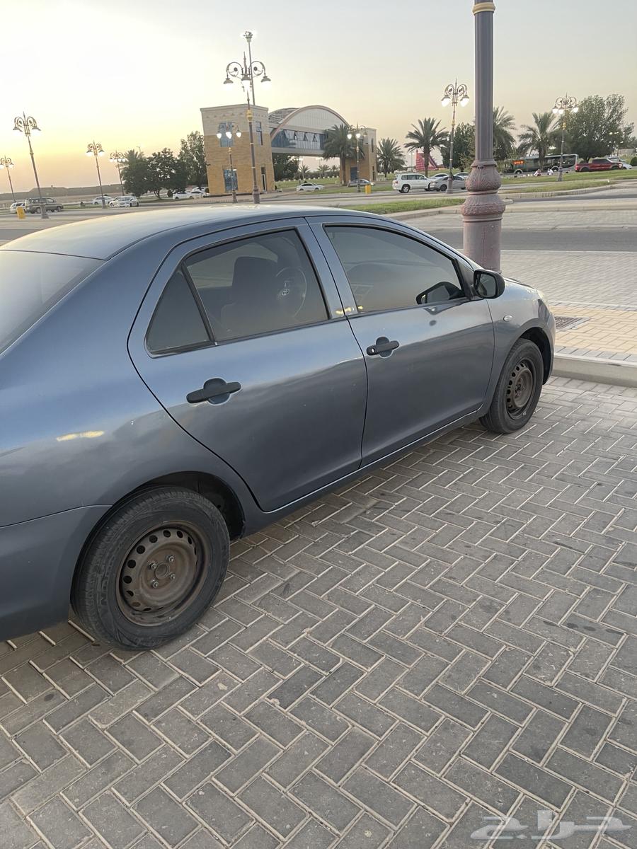 سياره يارس 2010 اللون ازرق63613697942531112