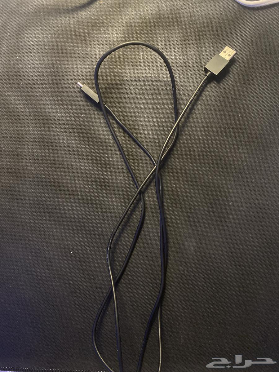Sony Bluetooth and wired headset with all its accessories and K500 keyboard63402134761218114