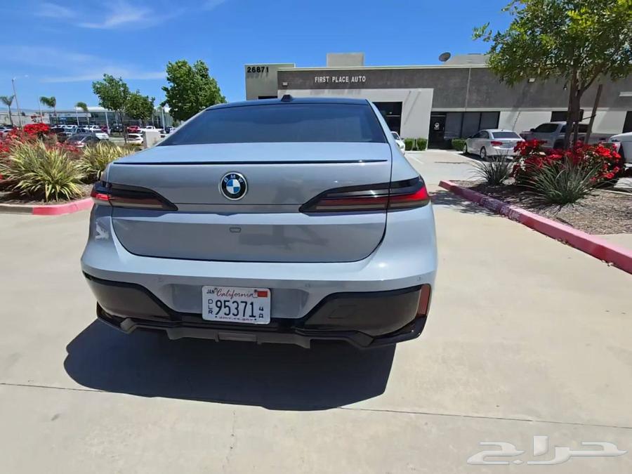 2023 740. BMW63613440854018111
