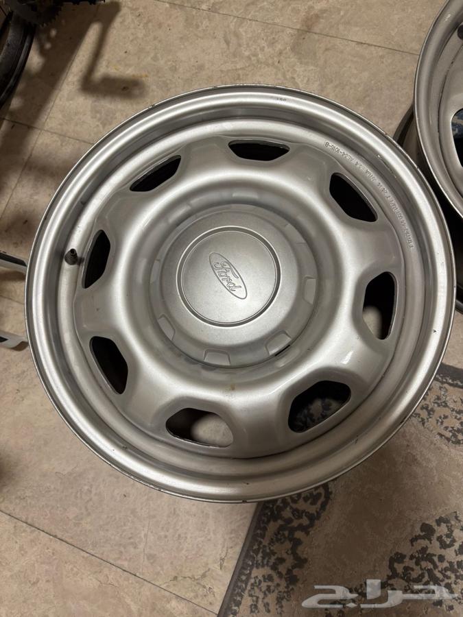 Clean 17-inch rims for F-150, asking 450, negotiable63613703082114113