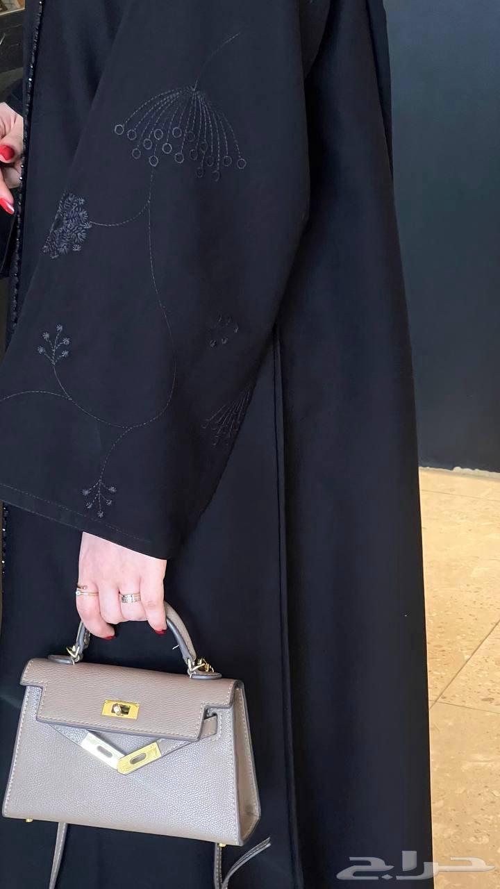 Elegant embroidered soft abaya63378667613442117