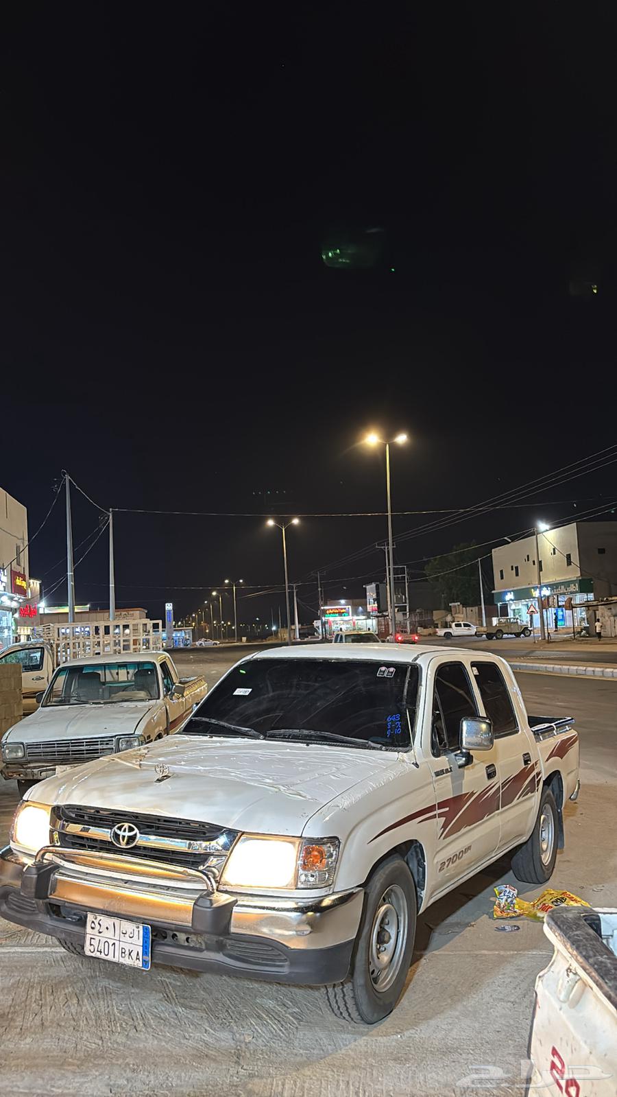 HiLux 200463613716683777111