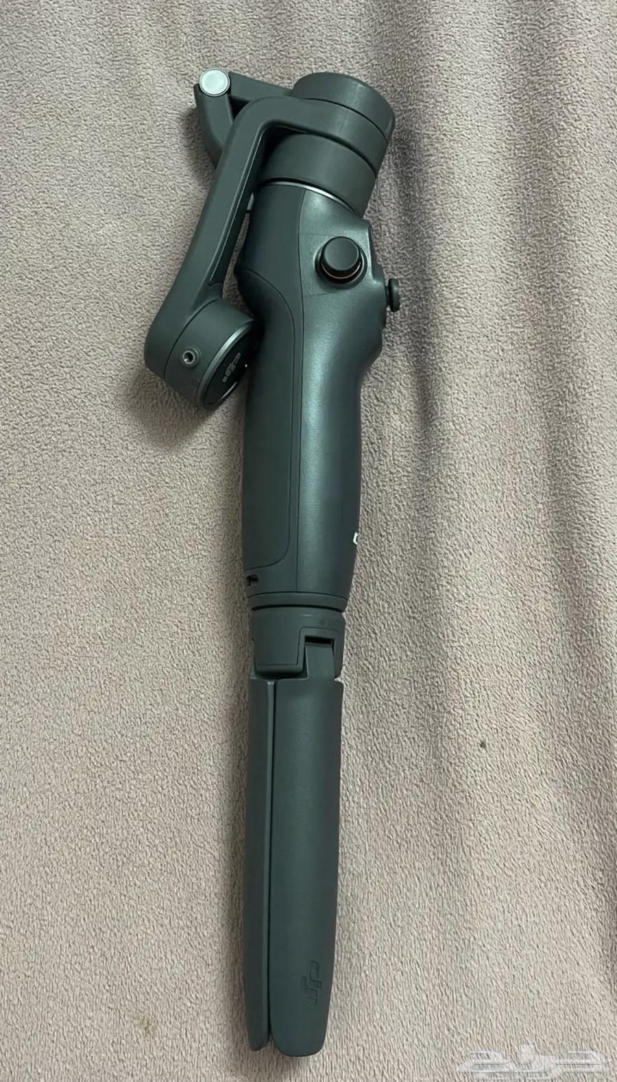 Gimbal vibration damping device63377175623427118