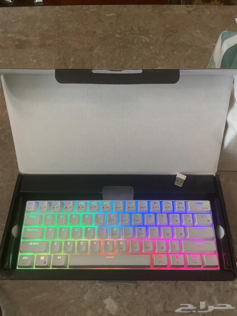 Wireless keyboard from Royal Kludge, mechanical, can also be used as wired63613722224515111