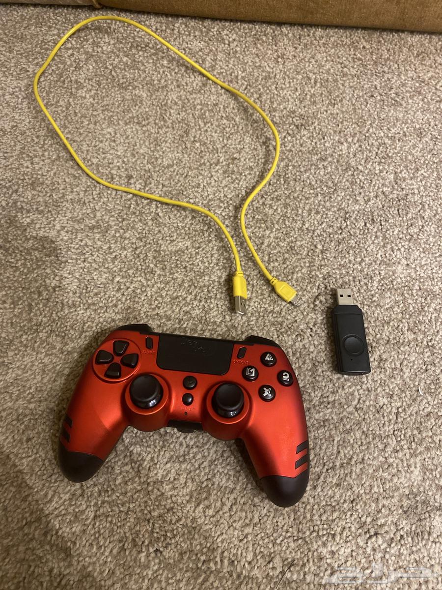 Sony Hand 4 in perfect condition, used very little63613966942337110