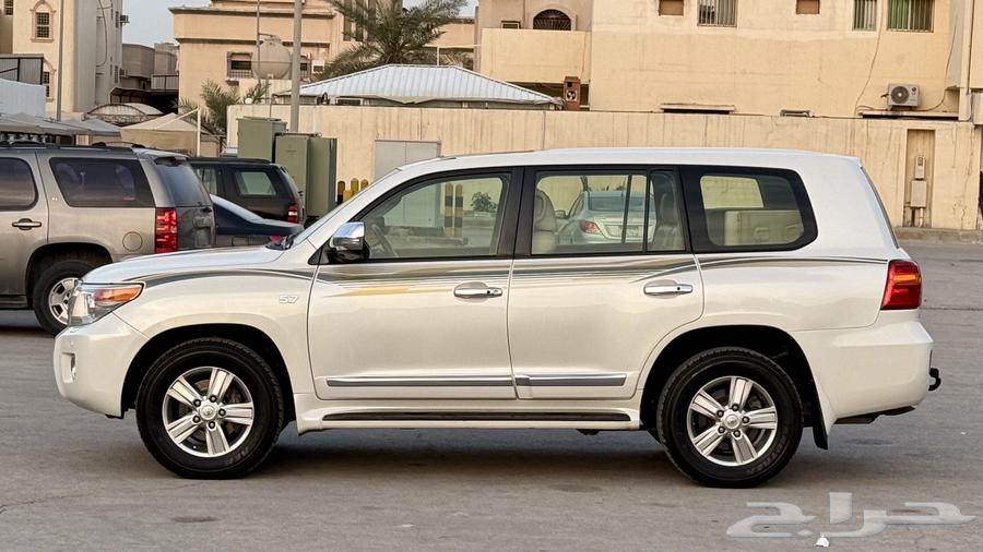 Land Cruiser VX-R Full Option63613947331971118