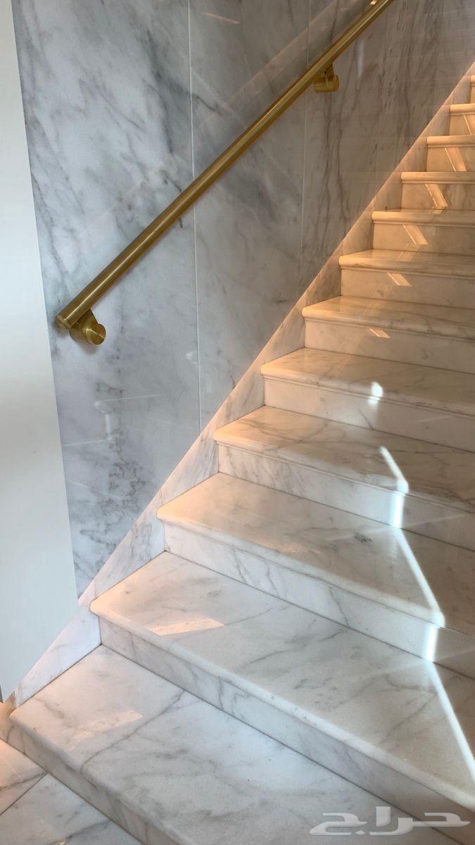 Polishing marble steps630318643956491117