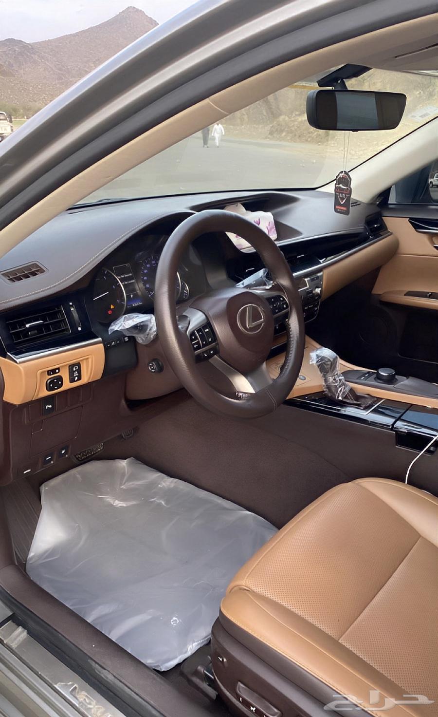 Lexus 201763614343397890113