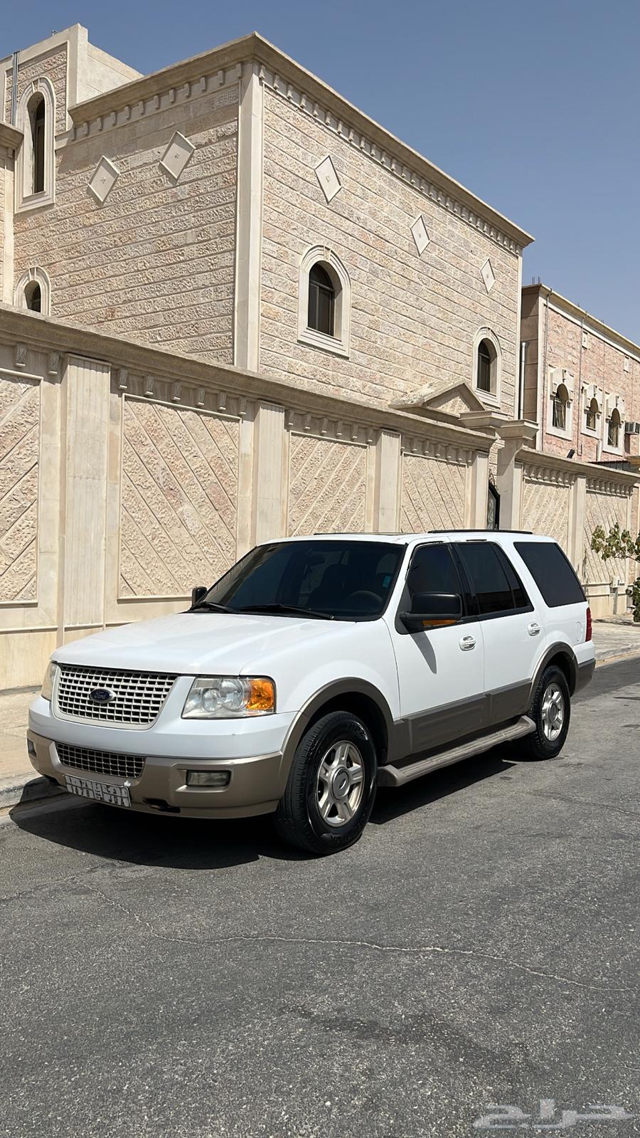 Ford Expedition for Trade with Suitable Exchange63614176820225112