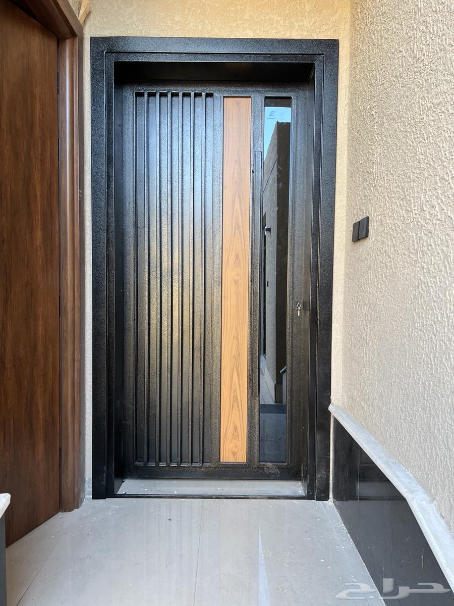 For sale, Al-Hamraa's turn63009267976066112