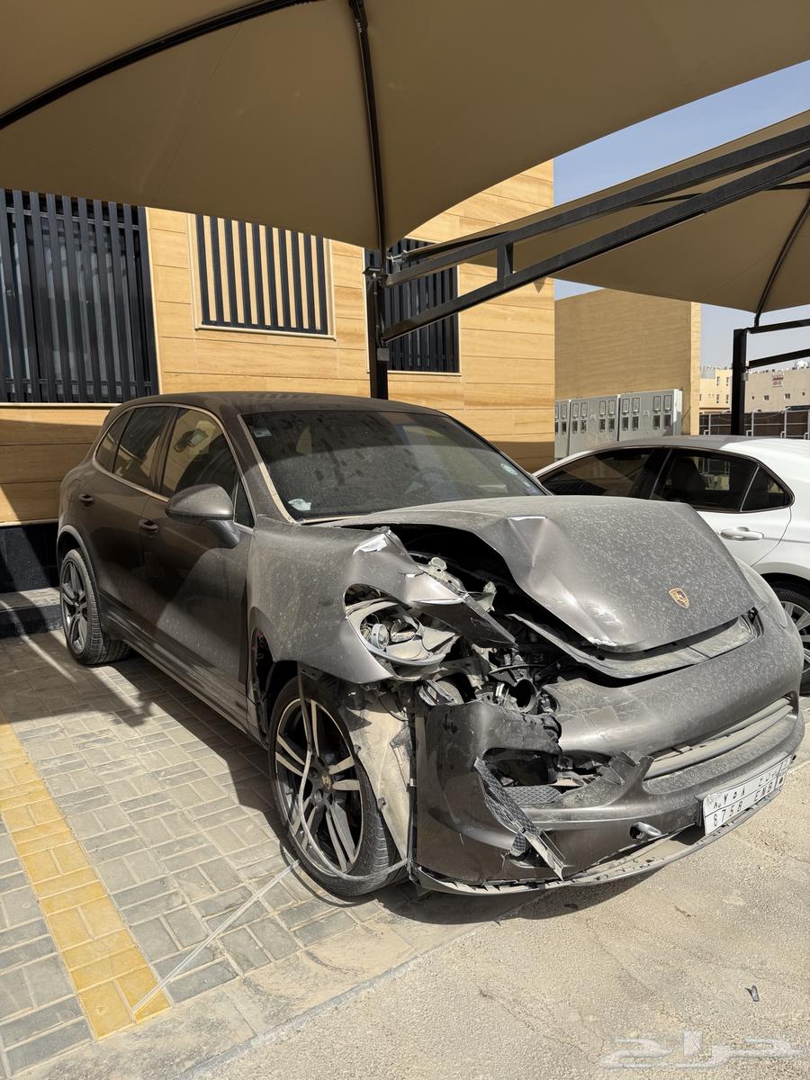 Porsche Cayenne 201263614179956609113