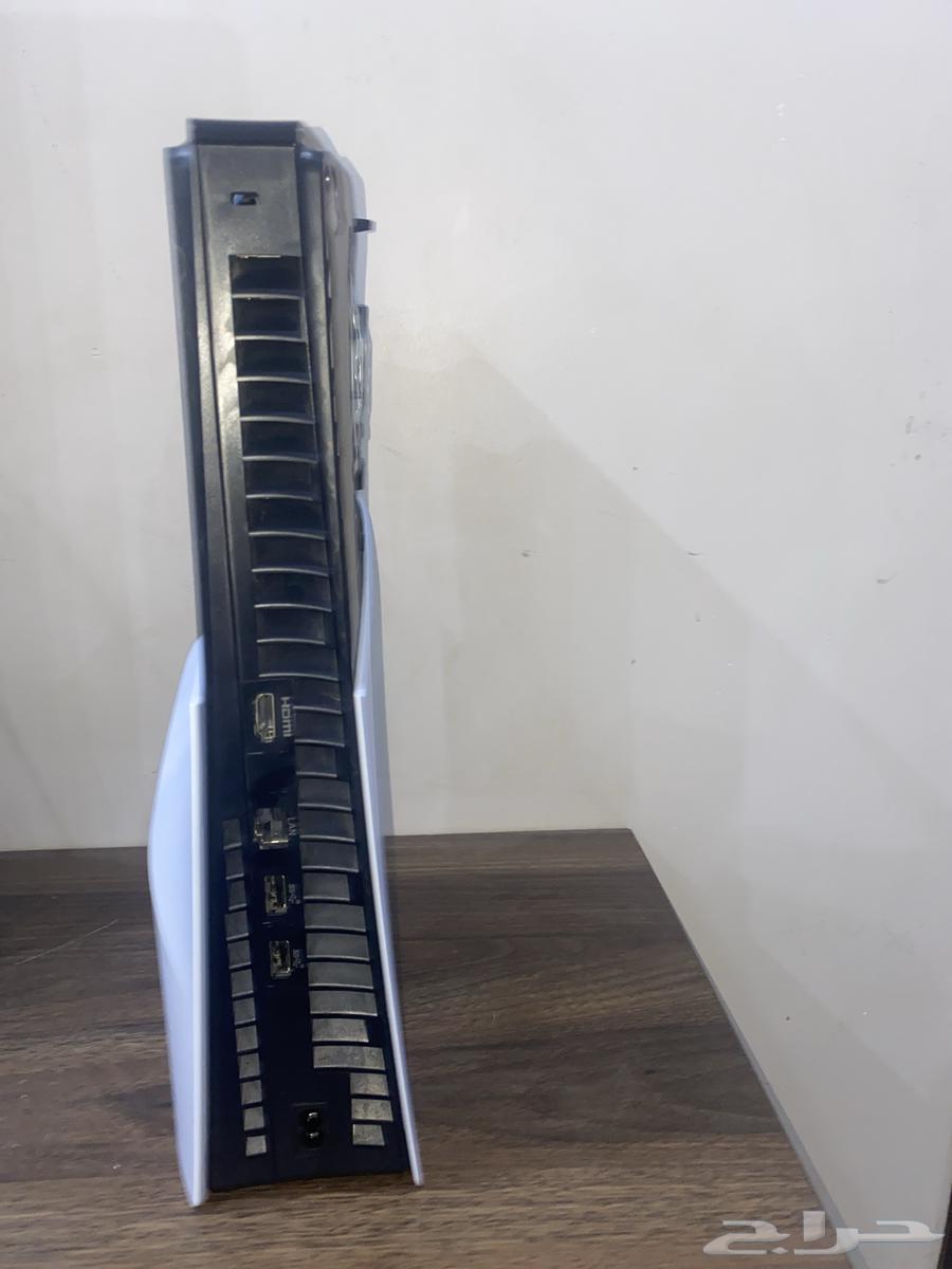 Sony Five used, very lightly used. The Sony card was bought a month ago.63371532440067111