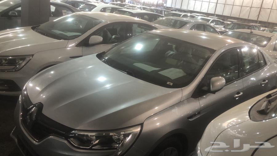 Renault Megane Half Full Screen and Camera Model 202363614175886337111